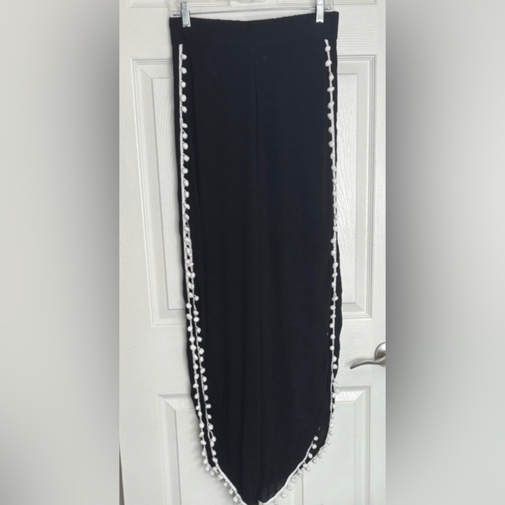 Joan Kelley Walker Pom Pom Cover up Pants NWT small